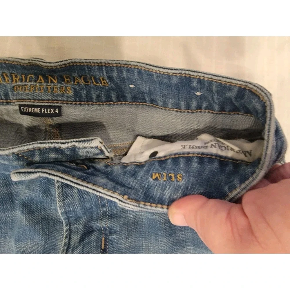 American Eagle Extreme Flex 4 jeans: Slim fit,‎ Medium Wash, EUC Men's 30x32
